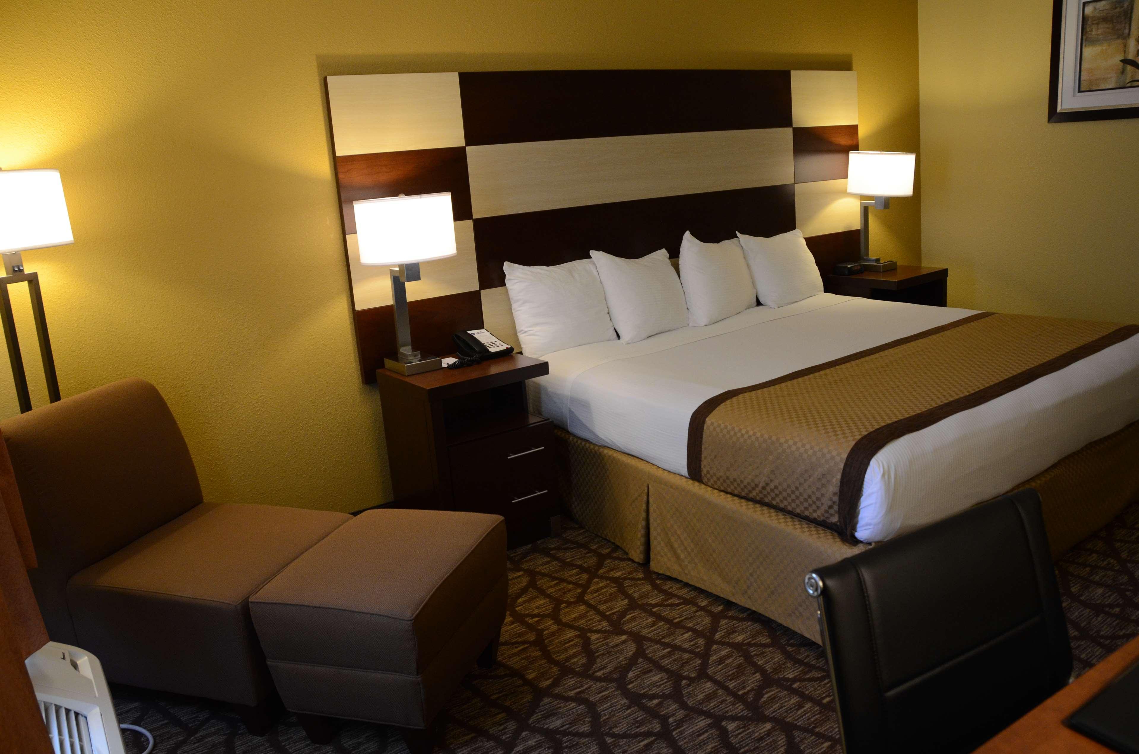 Best Western Joliet Inn & Suites Екстер'єр фото